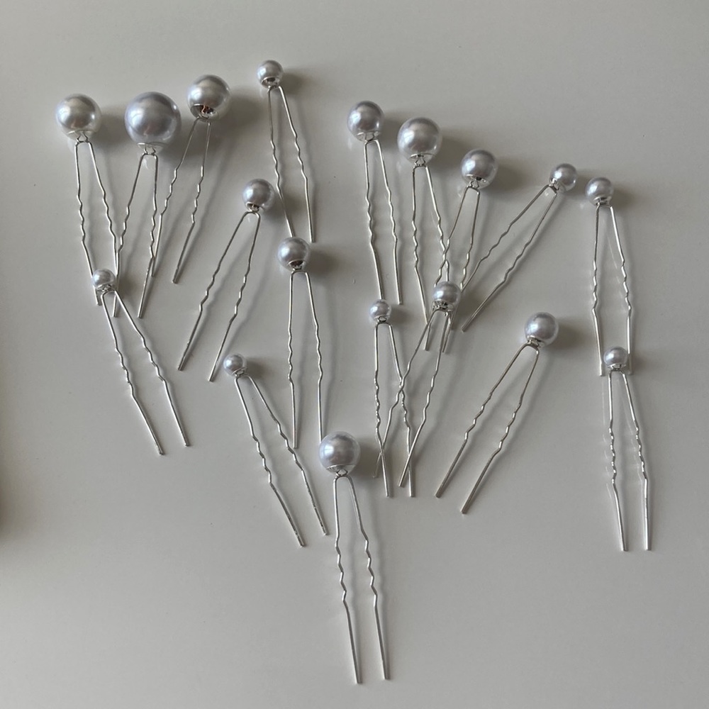 🌟Set 18 Faux Pearl Hair Pins - Picture 3 of 3